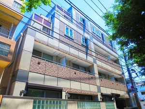 シエロ　アッズ-ロ