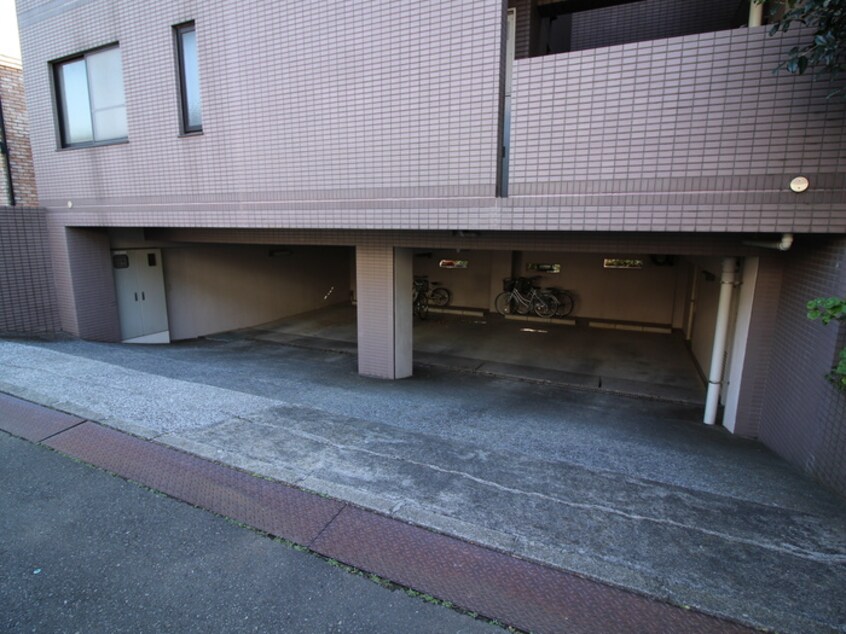駐車場 カ－サ梶山