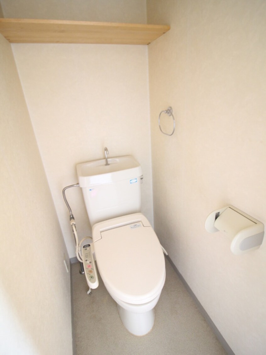 トイレ カ－サ梶山