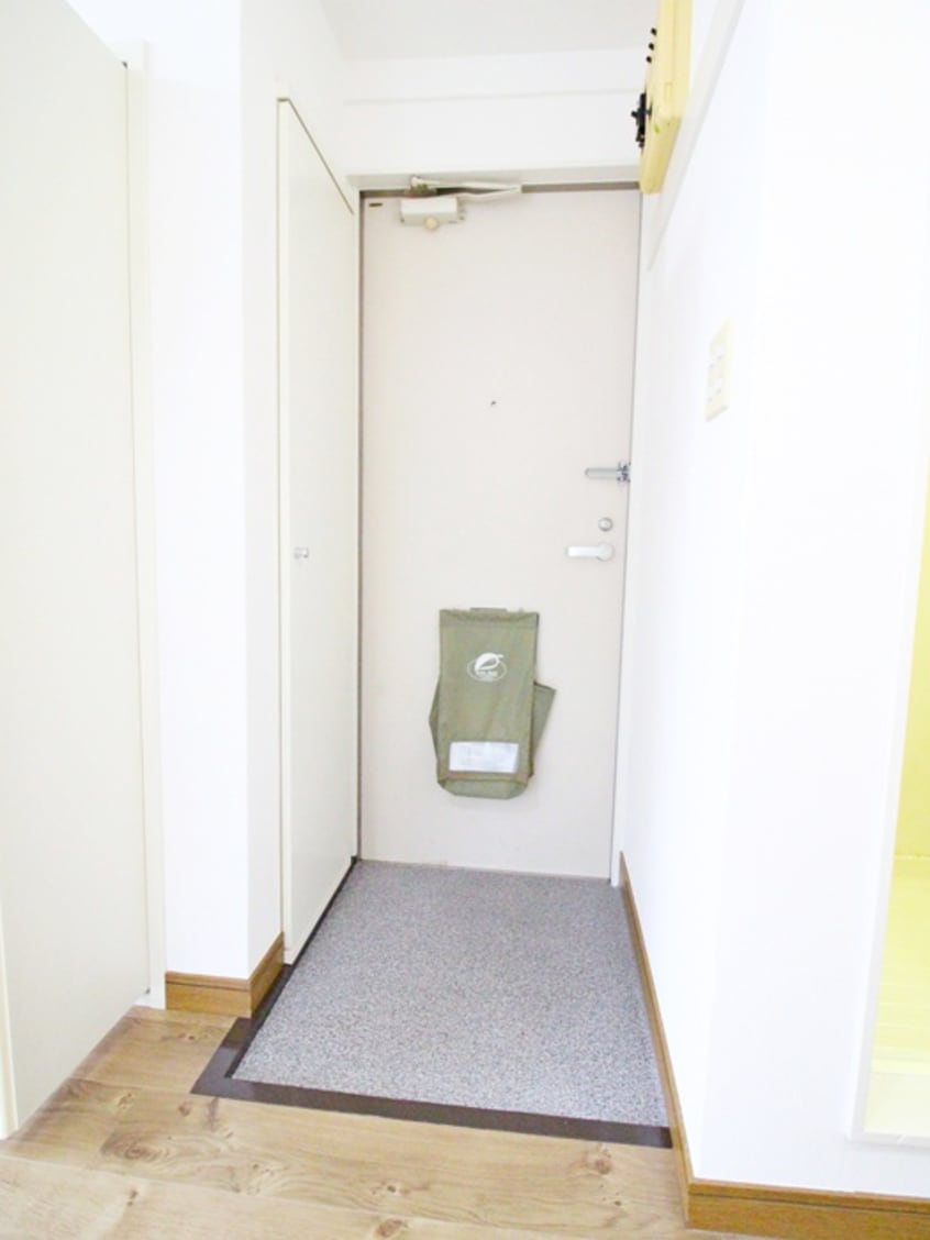 玄関 ラ　メゾン　ドゥ　エス