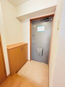 玄関 ハックベリ－ヒルズ