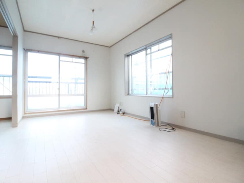 居室 ルモン渋沢駅西