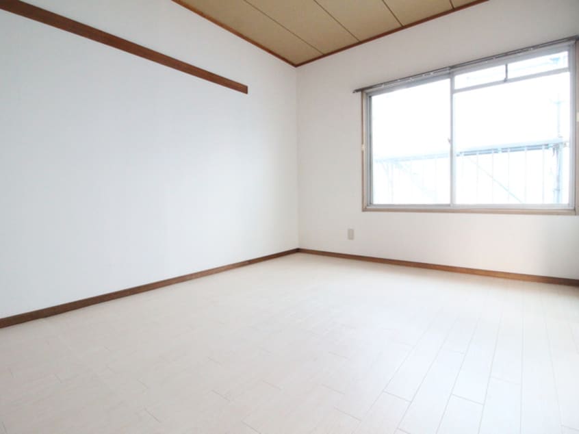 居室 ルモン渋沢駅西