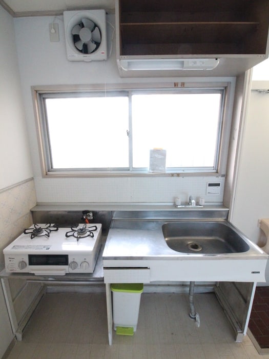 キッチン ルモン渋沢駅西