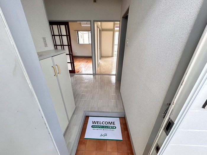 玄関 ニュ－レジデンスもちだＢ