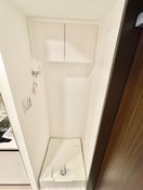 洗濯機置場 ﾌﾟﾗｳﾄﾞﾌﾗｯﾄ浅草ﾄﾚｻｰｼﾞｭ