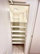 靴箱 ﾌﾟﾗｳﾄﾞﾌﾗｯﾄ浅草ﾄﾚｻｰｼﾞｭ