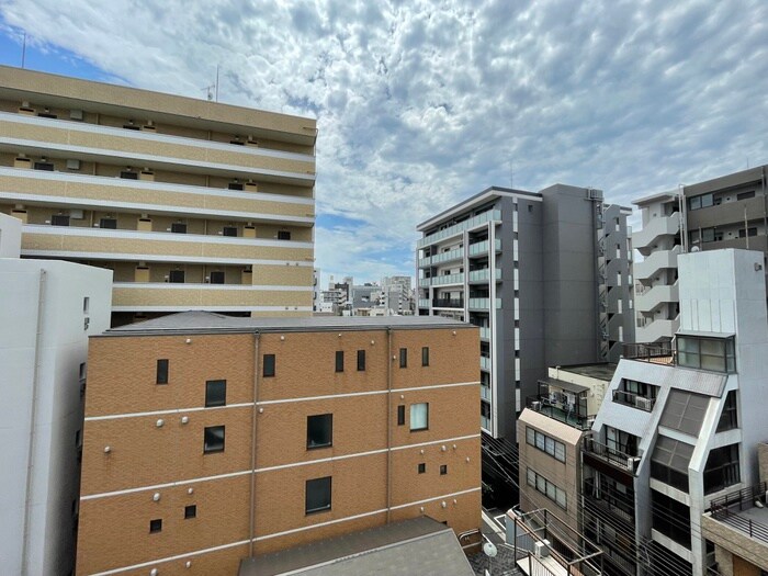 室内からの展望 ﾌﾟﾗｳﾄﾞﾌﾗｯﾄ浅草ﾄﾚｻｰｼﾞｭ