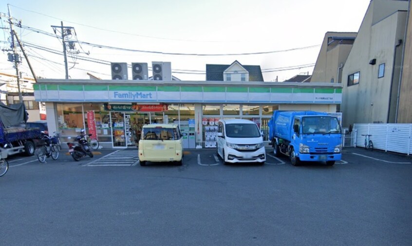 ファミリーマート サンズ相模台五丁目店(コンビニ)まで304m コズエペナテス相模台