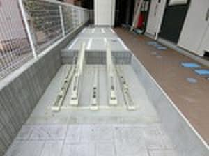 駐輪場 グレイス大船