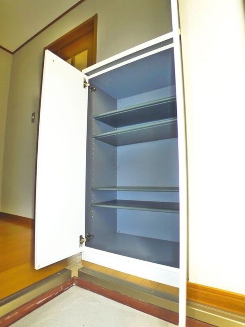 靴箱 ア－バンタカハシ３