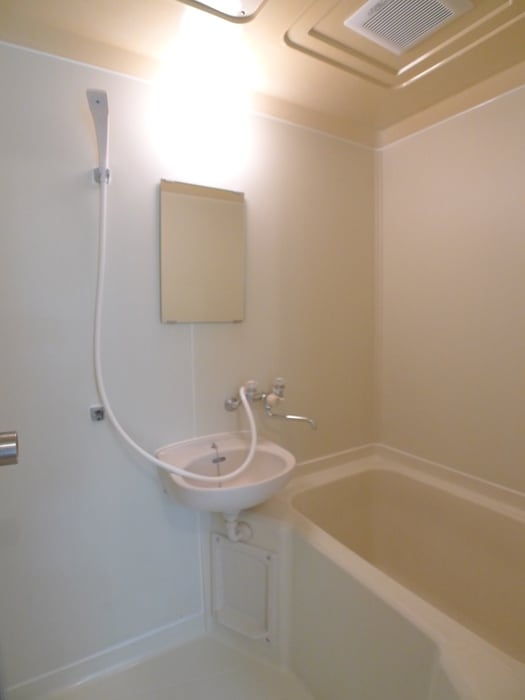 バス／シャワールーム等 ベルシオンシノダ