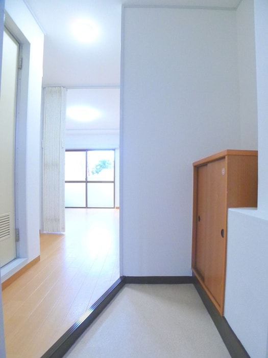 玄関 ジュネパレスコ－ジ－キャビン