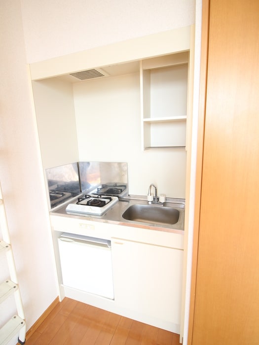 キッチン シャトレ－ゼ・カンピオ－ネ