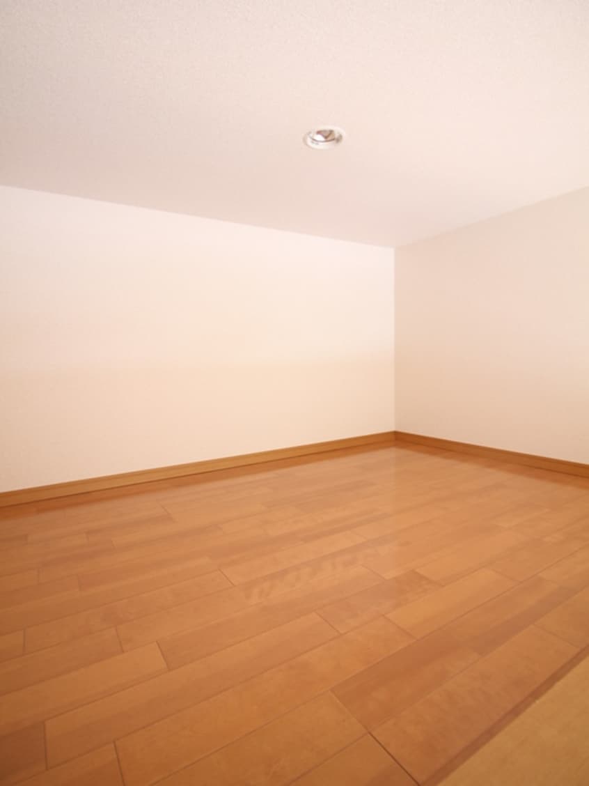 ロフト シャトレ－ゼ・カンピオ－ネ