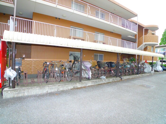 駐輪場 キングホームズ2番館　A号棟