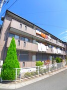 ピュアガ－デンⅥの外観