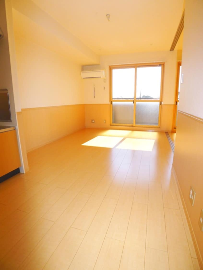 居室 ピュアガ－デンⅥ