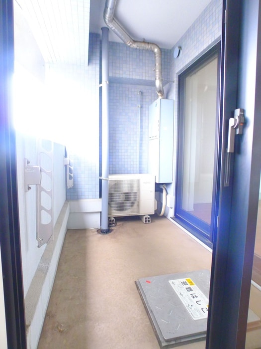 ベランダ・バルコニー サンハウス