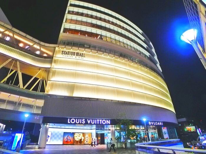 高島屋新館(デパート)まで298m REZET柏