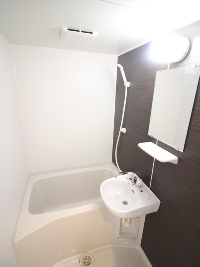 バス／シャワールーム等 プランド－ル鶴見