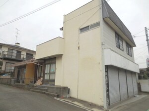杉山貸家４号棟