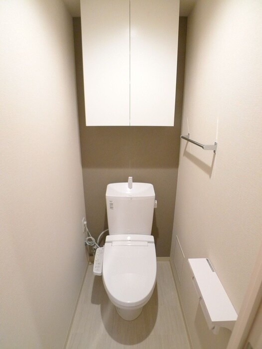 トイレ グロリアコート市川