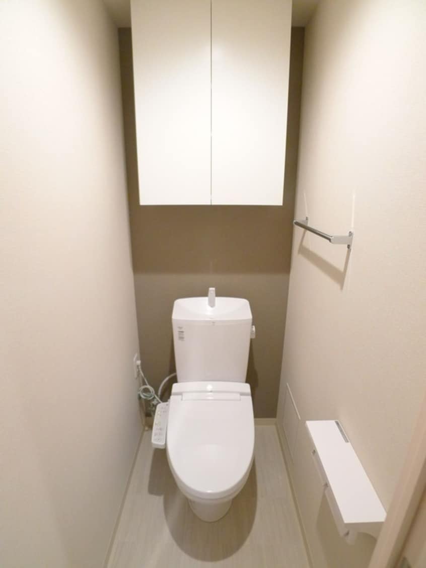 トイレ グロリアコート市川