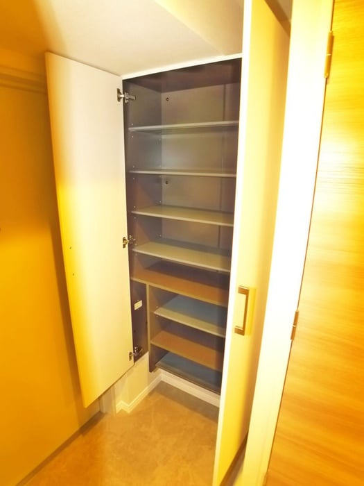 靴箱 グロリアコート市川