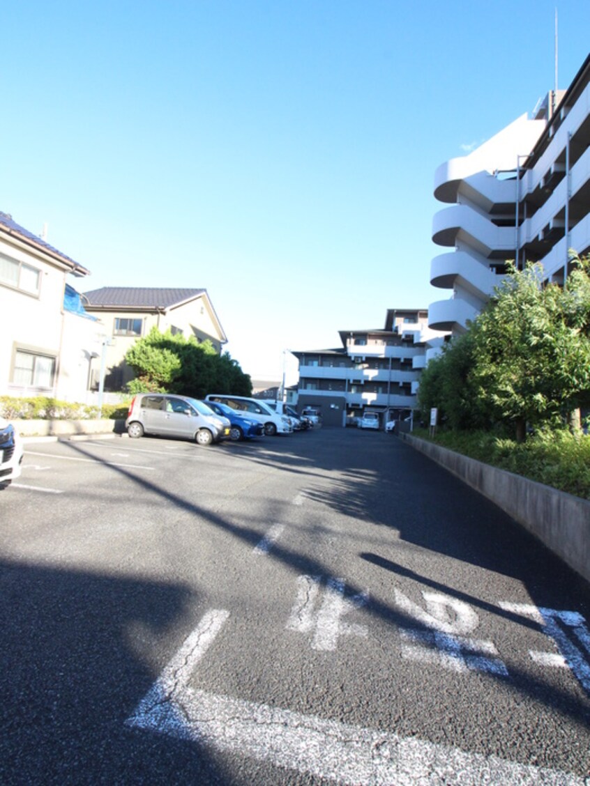 駐車場 イタニティ　弐番館