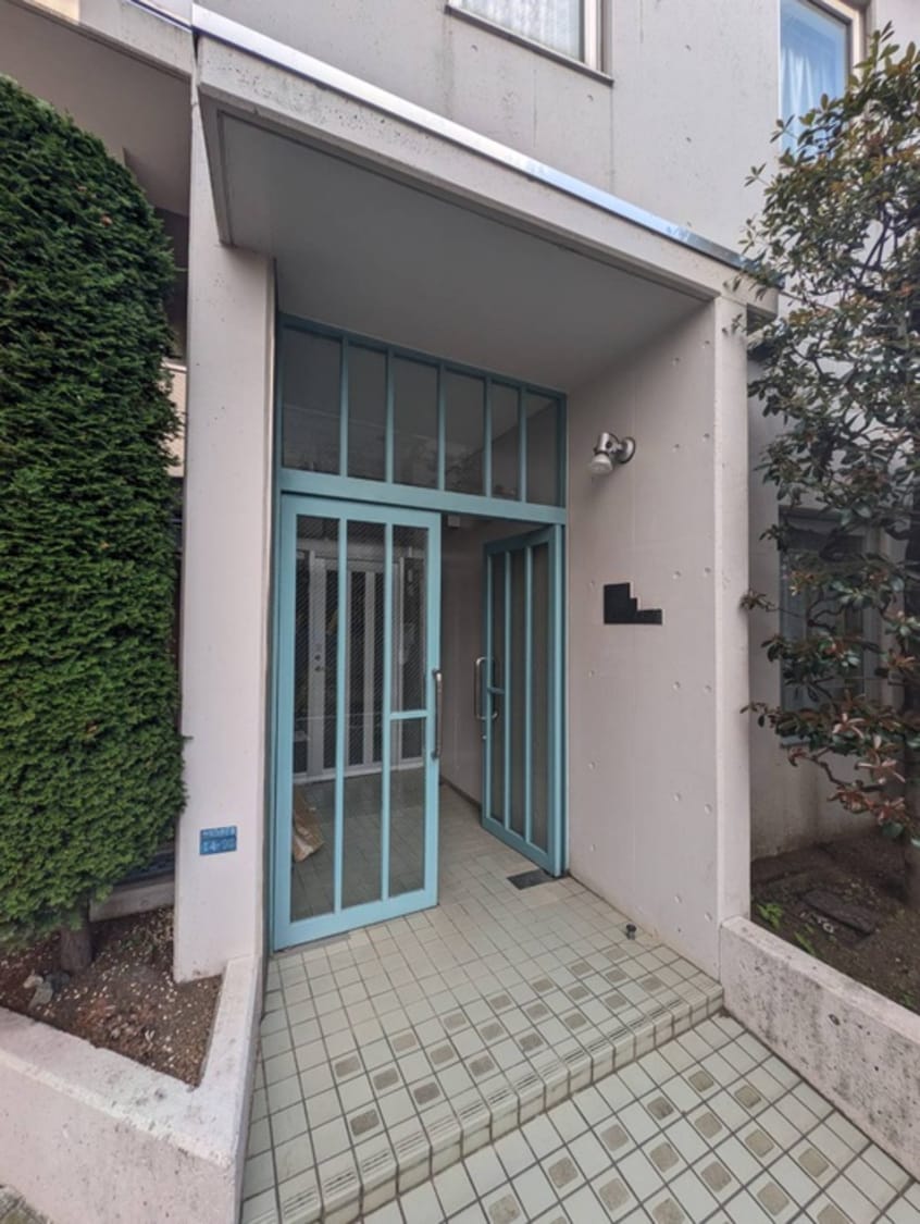 エントランス部分 ＦＭ９　コモネハウス