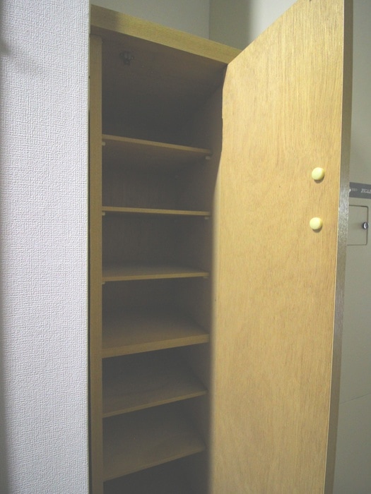 靴箱 カレド・セルクル