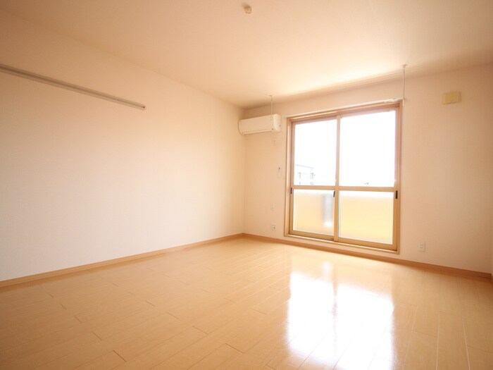 居室 ＧＥＭＩＮＩ　ＯＮＮＡ