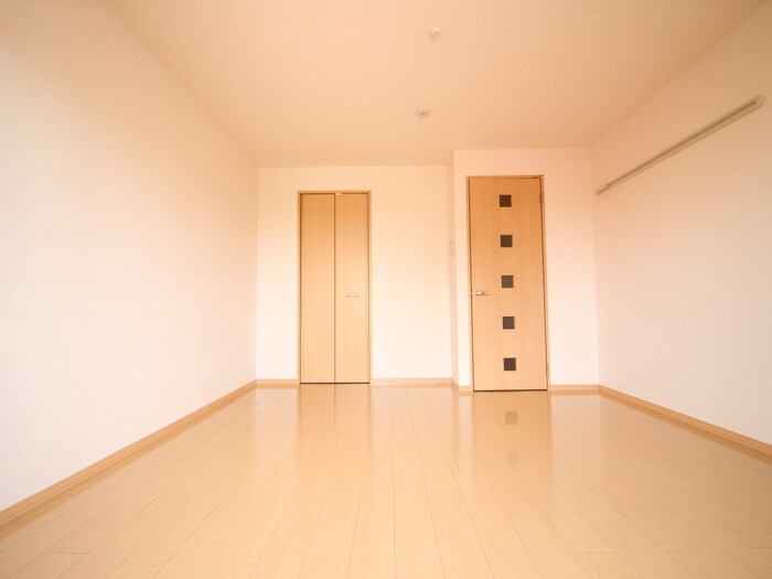 居室 ＧＥＭＩＮＩ　ＯＮＮＡ