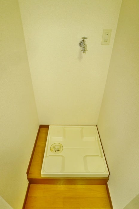 洗濯機置場 ハイツ佳