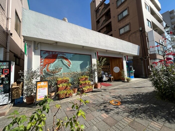 パステリアルコッソ新狭山(その他飲食（ファミレスなど）)まで400m 仮)アトラス新狭山