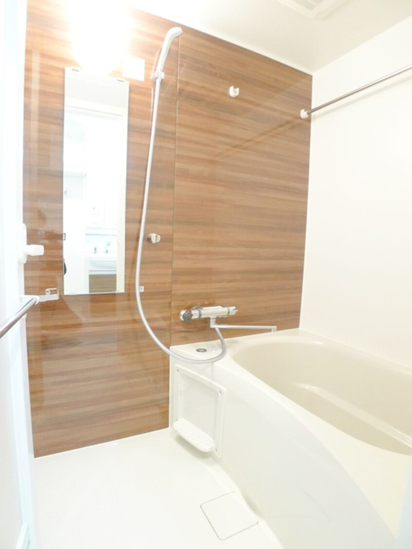 バス／シャワールーム等 オーパスホームズ南行徳