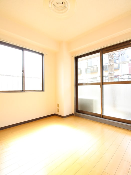 居室 ドミ－ル　トモマツ