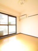 居室 ドミ－ル　トモマツ