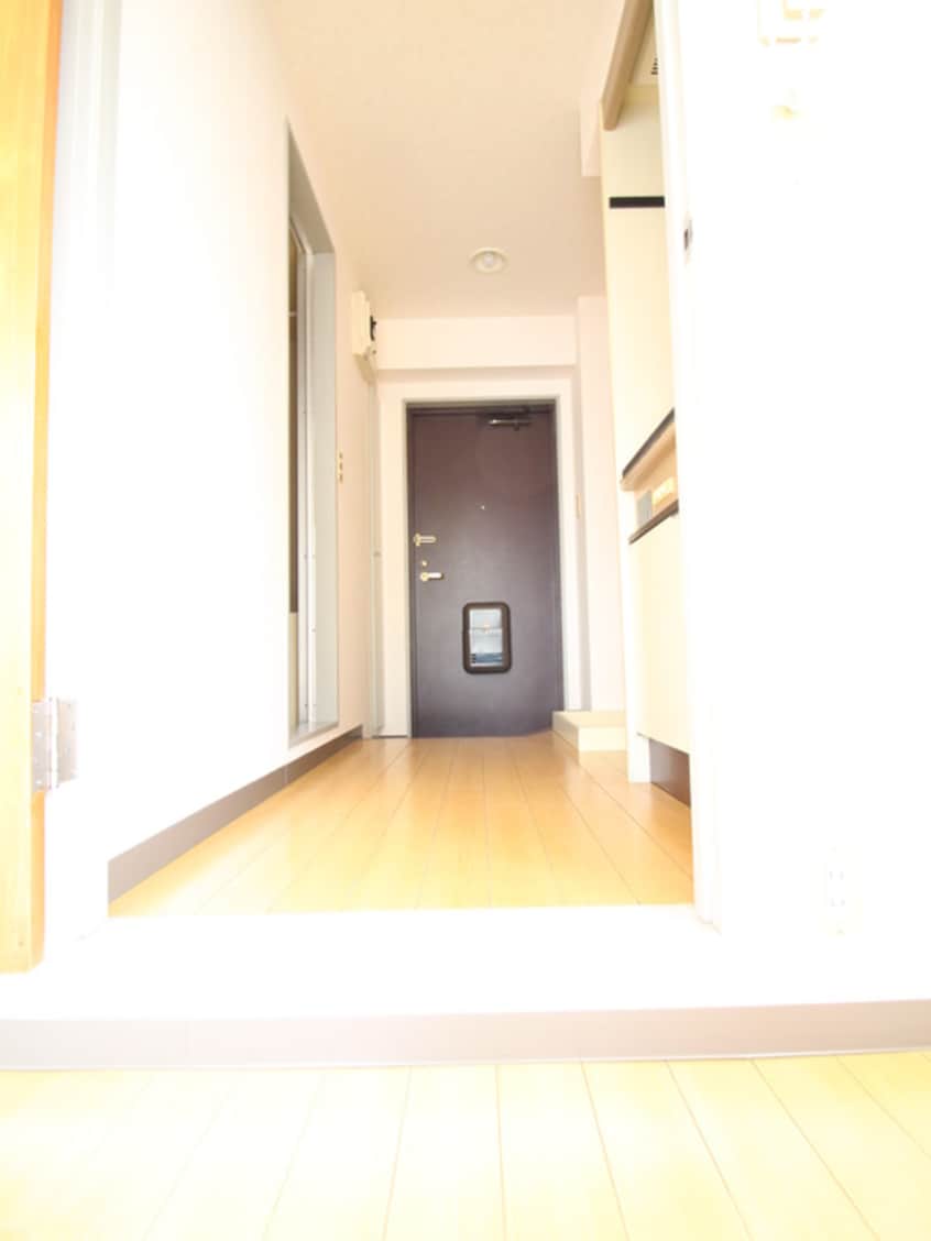 廊下 ドミ－ル　トモマツ