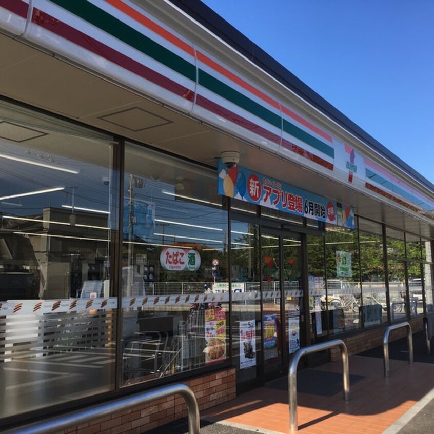 セブンイレブン(コンビニ)まで273m Raffine芝