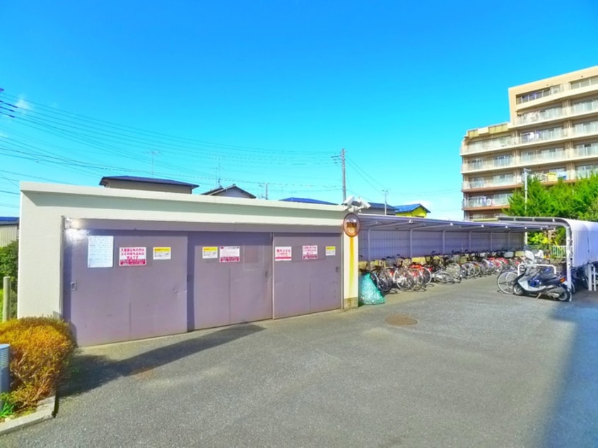 駐輪場 INSURANCE BLDG.ⅩⅢ