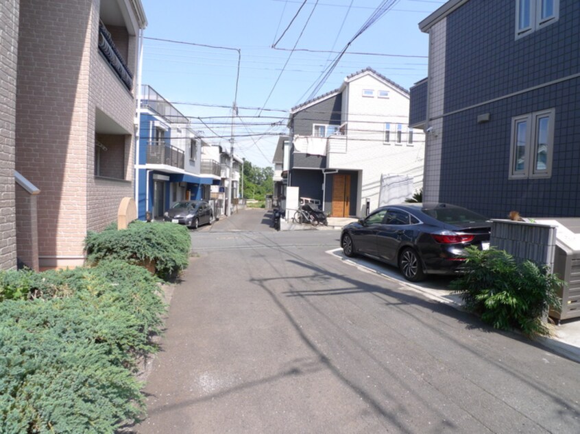 周辺環境 スターリーフラットB