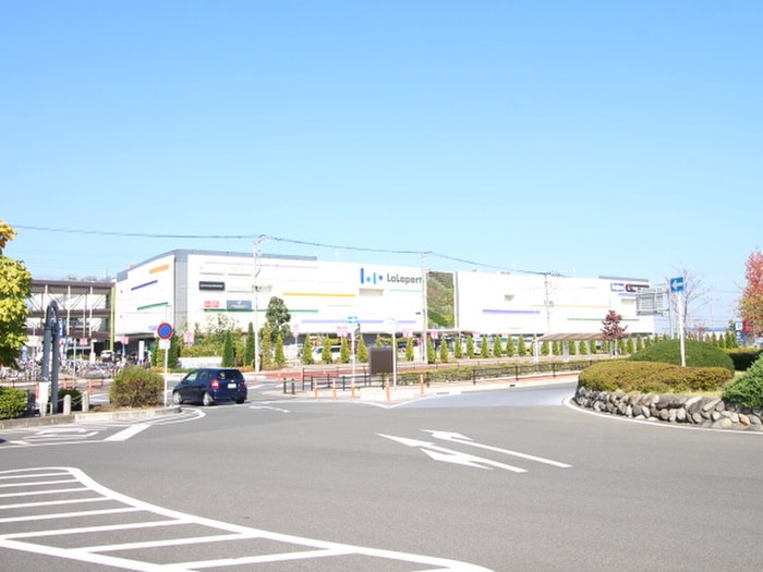 ららぽーと富士見(ショッピングセンター/アウトレットモール)まで1500m 仮)富士見市鶴馬２丁目新築AP