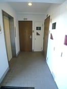 エントランス部分 フレ－ムショットビル