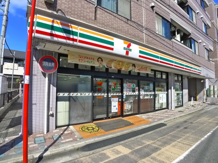 セブンイレブン(コンビニ)まで150m フレ－ムショットビル