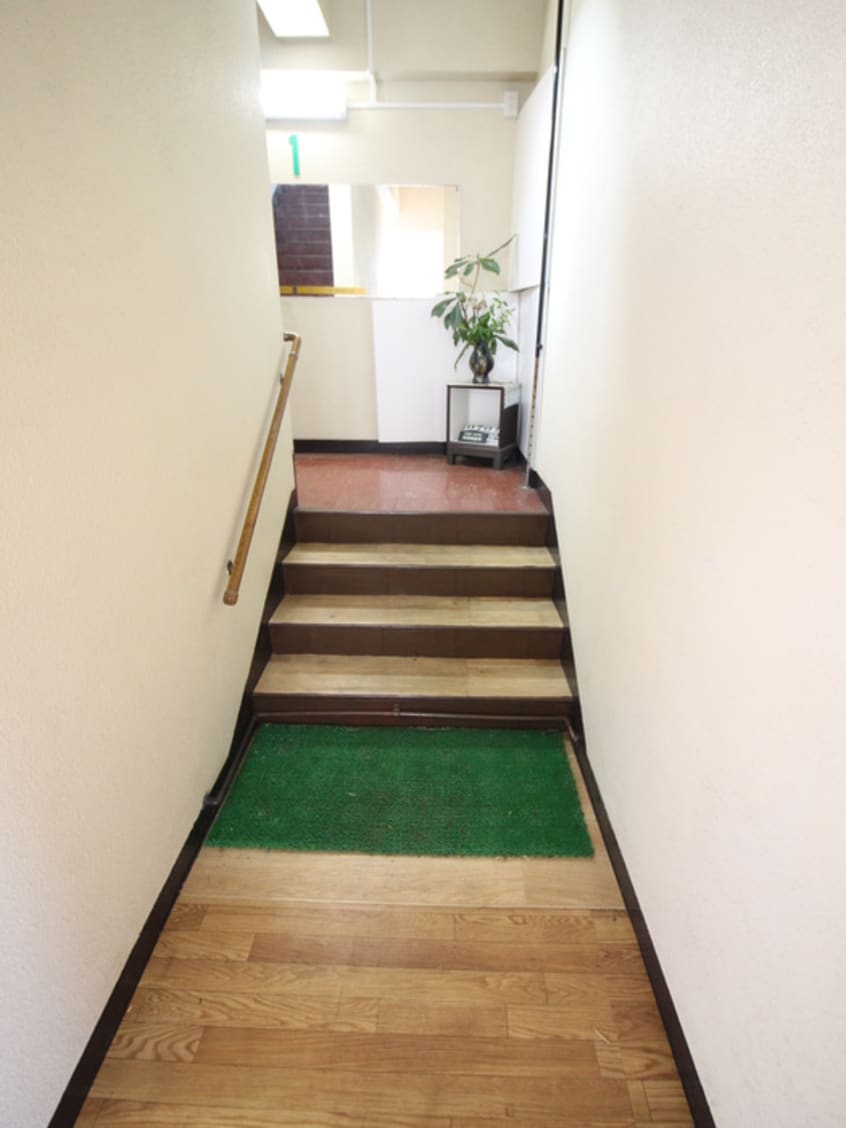 エントランス部分 末広ビル