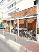 駐輪場 末広ビル