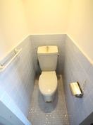 トイレ 末広ビル