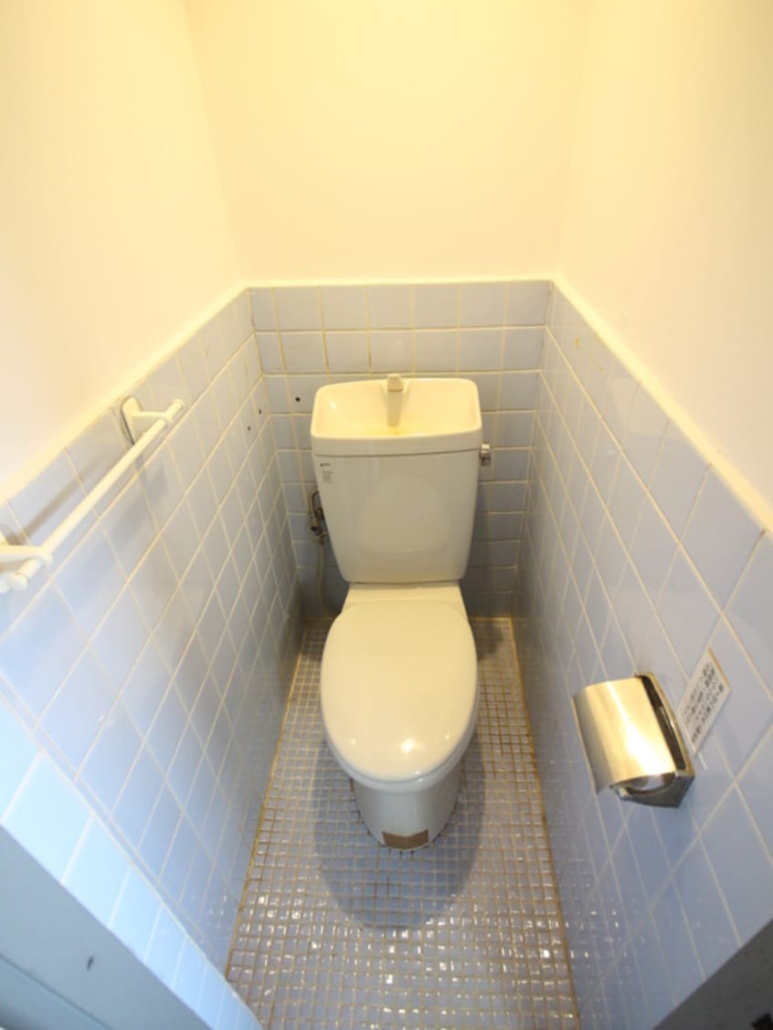 トイレ 末広ビル